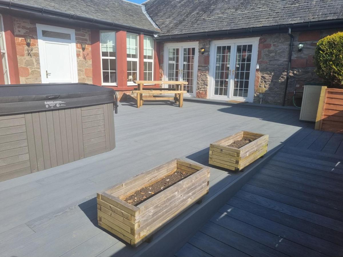 Auchendennan Farm Self Catering Cottages 巴洛赫 外观 照片