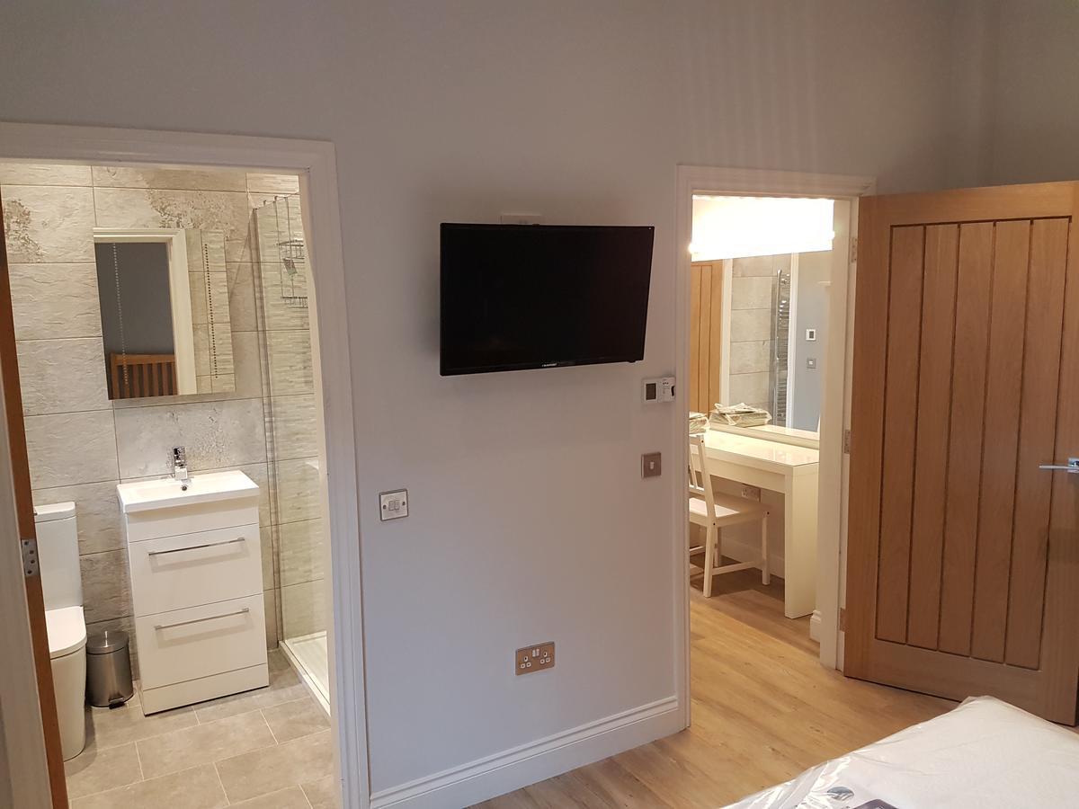 Auchendennan Farm Self Catering Cottages 巴洛赫 外观 照片