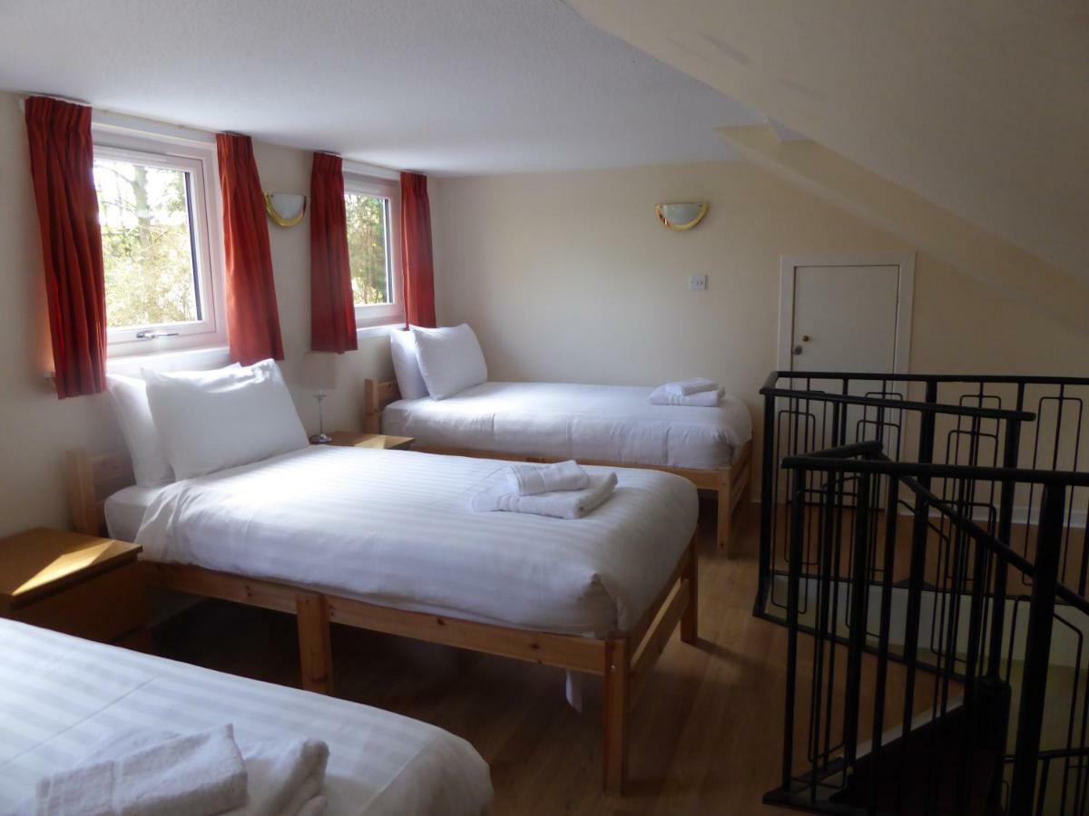 Auchendennan Farm Self Catering Cottages 巴洛赫 外观 照片
