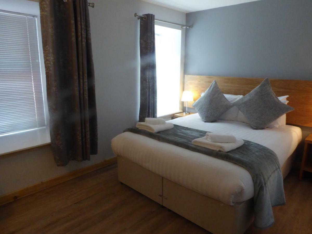 Auchendennan Farm Self Catering Cottages 巴洛赫 外观 照片
